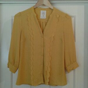 {Anthropologie} Robin Yellow Scalloped Button-Front Blouse